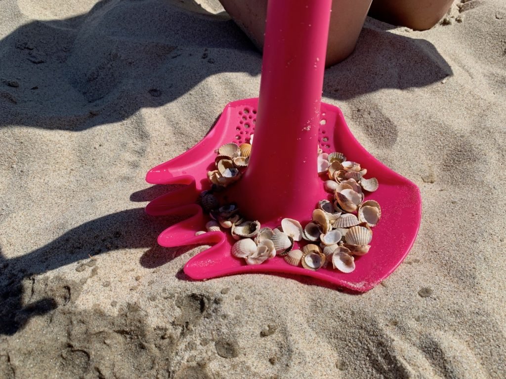 najlepsze zabawki na plażę