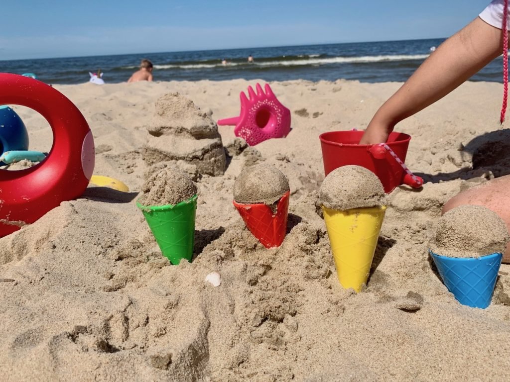 najlepsze zabawki na plażę