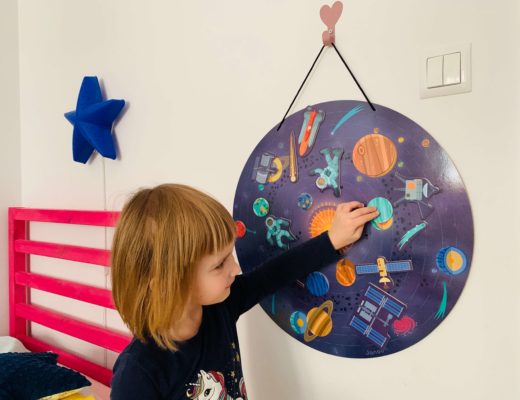 zabawki i książki dla dzieci o kosmosie