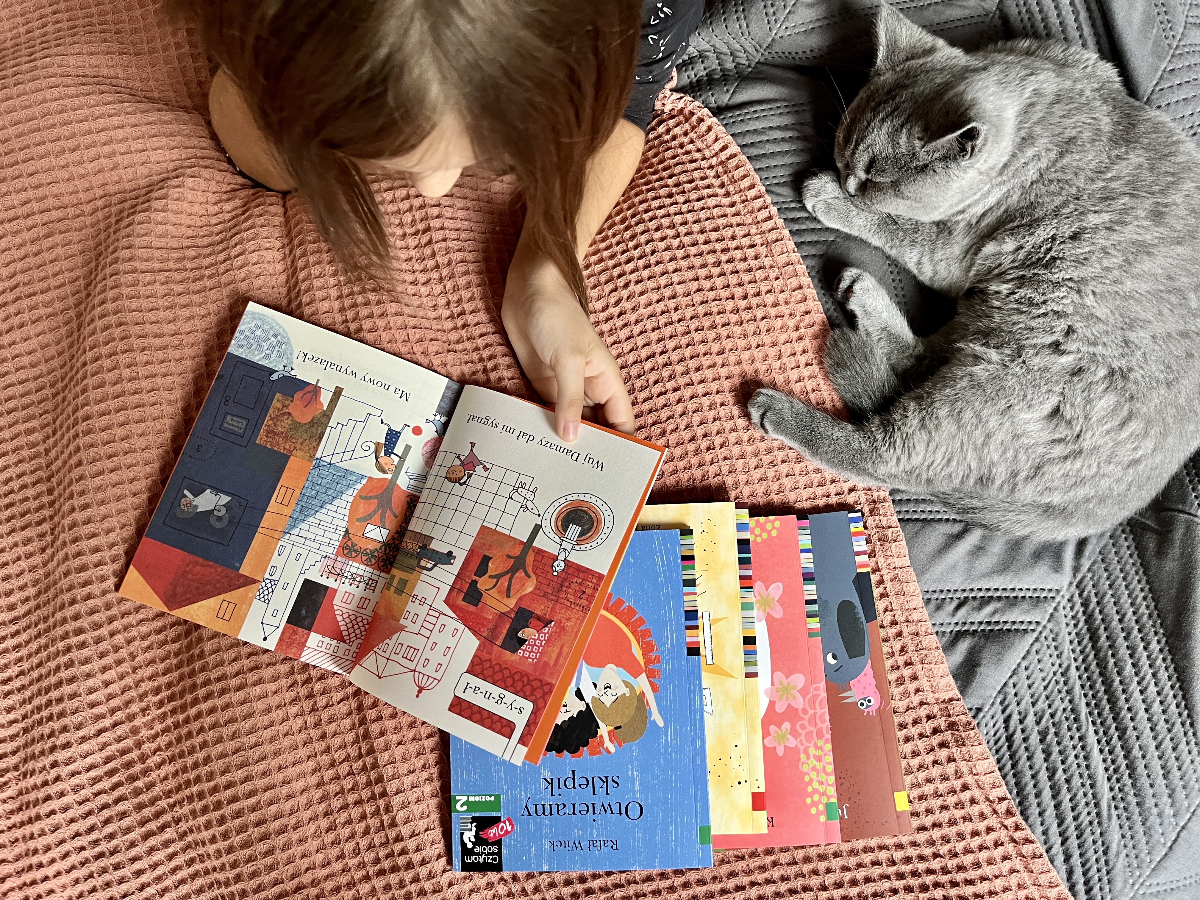 Misja: Polubić czytanie! 7 wciągających serii książek dla dzieci (6-12 lat)